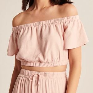 Abercrombie & Fitch Off-The-Shoulder Linen-Blend Top SZ Medium in Light Pink